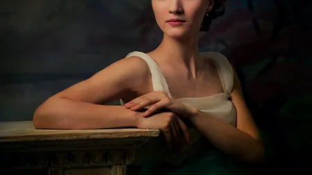 „Nu am putut să refuz. A tot insistat să facem amor, când eu eram în camera mea”. Mamă la 17 ani, tatăl, la doar 13 ani!