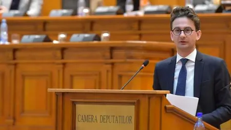 Deputat USR: Iisus a apărut în lume fără ca părinții lui să fi făcut dragoste. Cu o mamă surogat și un tată care acceptă paternitatea