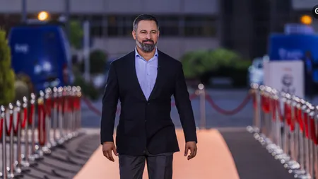 Alegeri legislative în Spania. Scrutinul ar putea valida ascensiunea EXTREMEI drepte / Cine este Santiago Abascal, liderul Vox