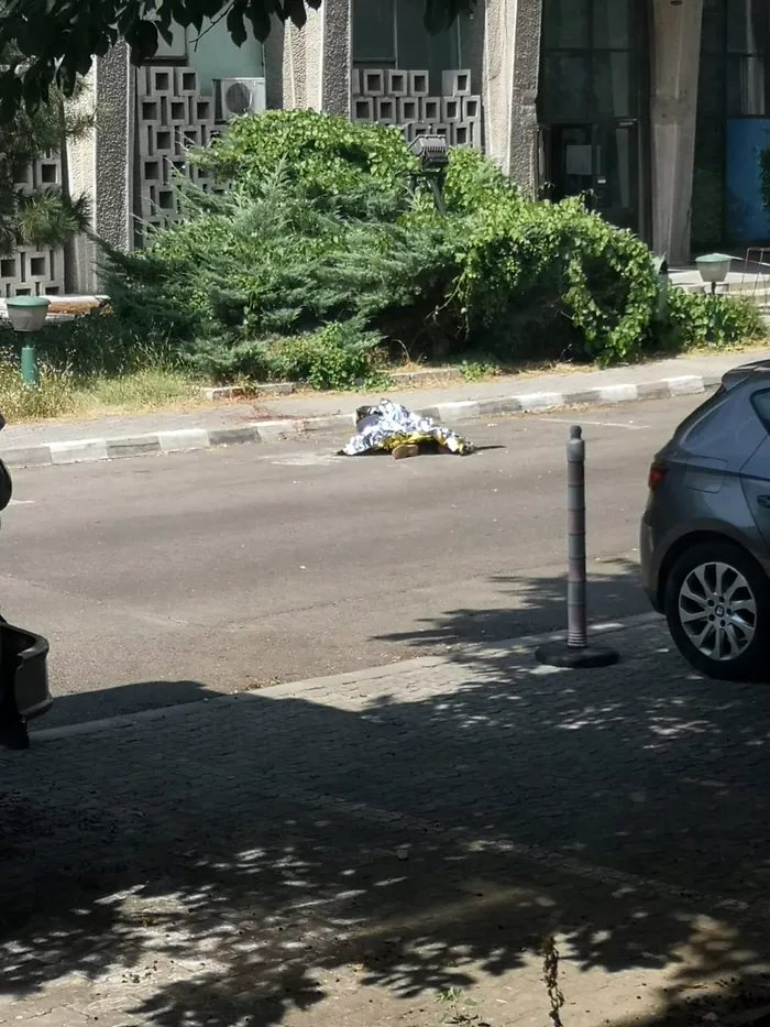 Bărbatul a murit pe loc