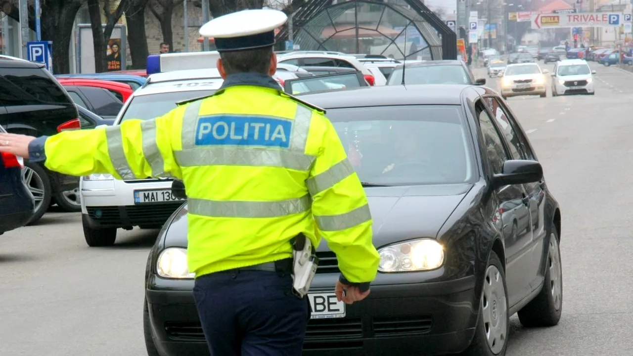VRANCEA: Bărbat prins cu 5 kilograme de droguri în timp ce mergea spre Capitală să le vândă
