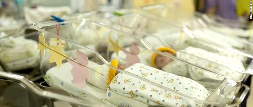 Singapore oferă bonus pandemic pentru cupluri să aibă un copil pentru a stimula natalitatea