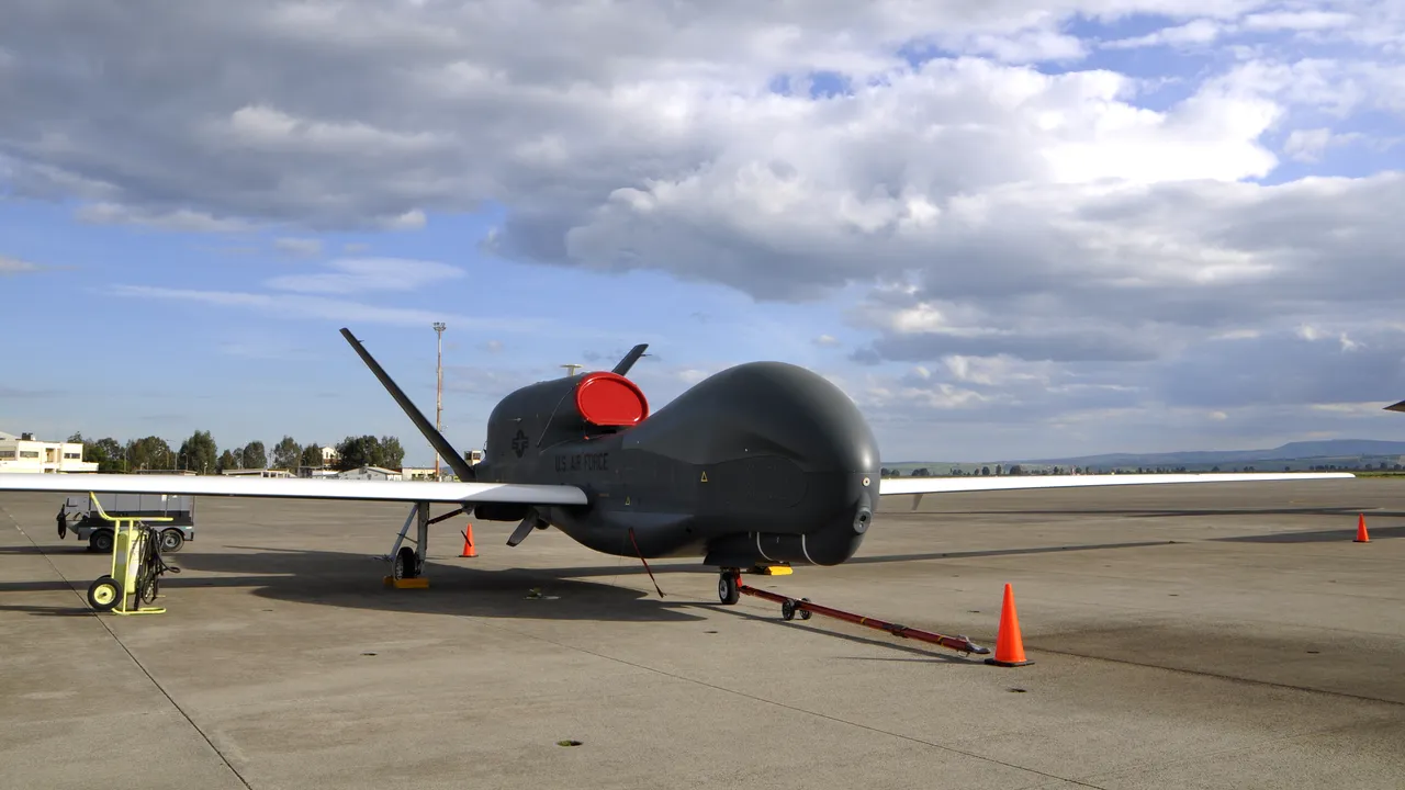 Avioane NATO vor survola România pentru operațiuni de recunoaștere în cadrul crizei din Ucraina