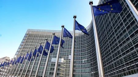 RECOMANDĂRI. Comisia Europeană: UE trebuie să se axeze pe investiții în sănătate și pe protejarea companiilor. Politicile fiscale pot aștepta