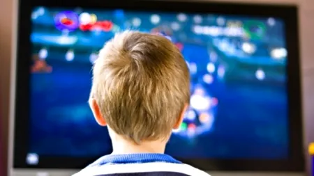 În Statele Unite, televizoarele rănesc un copil la fiecare jumătate de oră