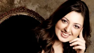 Alexandra Dăriescu, prima pianistă din România care a cântat pe scena „Royal Albert Hall”, vine la Festivalul „George Enescu”. „Oriunde am un pian, sunt acasă”