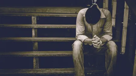 Un tată din Gorj, rămas fără loc de muncă din cauza COVID-19, a încercat să-și dea foc: „Nu am un ban, nu am ce mânca”