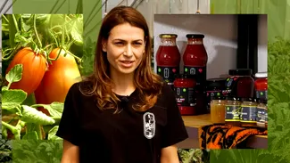 Corina Hodorogea, destin schimbat de PANDEMIE: legume vândute online, duse la ușa clientului, și „conserve 3F”. Fără coloranți, conservanți și aditivi