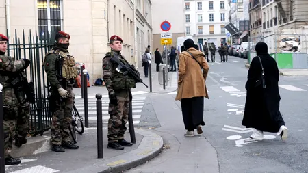Cel puțin 8 răniți, într-un atac armat la o moschee din Franța