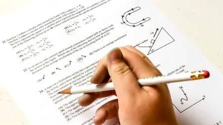 ÎNSCRIERILE la Evaluarea Națională încep marți / Ministrul Deca, întâlnire cu elevii și sindicatele pentru adaptarea calendarelor examenelor naționale