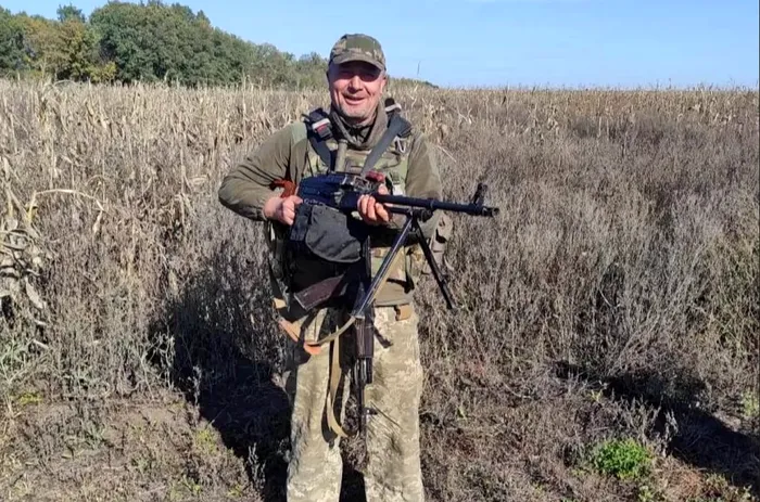 Cum se vede războiul prin ochii unui român care luptă acolo din primele zile. „Rusia vrea să șteargă Ucraina de pe fața Pământului și să folosească acest teritoriu pustiit ca un cap de pod pentru invadarea restului Europei”