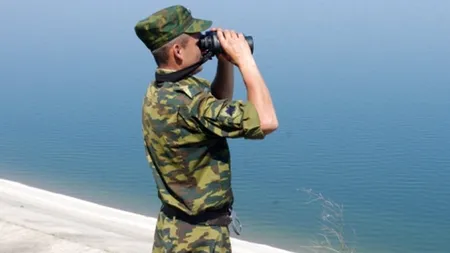 Un pescar moldovean a trecut Prutul și a intrat ilegal în România. Cum a încercat să scape de polițiștii de frontieră
