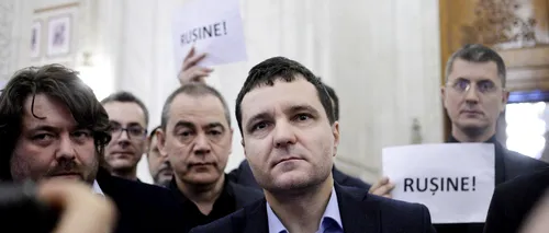 Noul președinte al USR ales într-un Congres boicotat masiv de oamenii lui Nicușor Dan. „Sunt practici demne de PSD și PNL