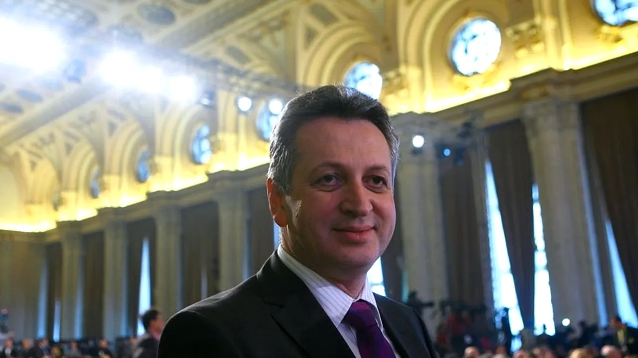 Ponta pune condiții pentru revocarea din guvern a lui Fenechiu