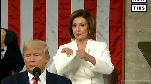 Nancy Pelosi, Președintele Camerei Reprezentanților, a  rupt discursul lui Donald Trump, susținut la Starea Națiunii