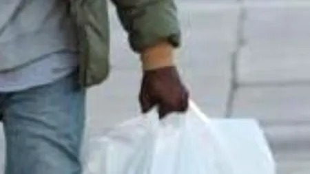 Kim Kardashian l-a transformat pe Kanye West din soț în cărăușul ei 