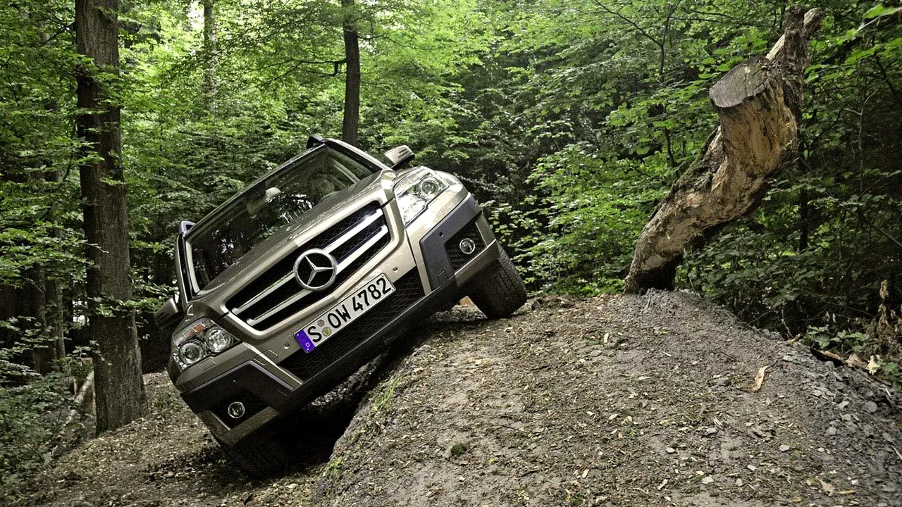 Vânzările Mercedes au urcat cu 20% în iulie, peste creșterile raportate de BMW și Audi
