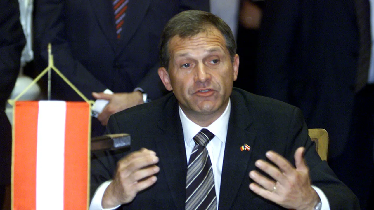 Lobbygate în Parlamentul European. Fostul eurodeputat austriac Ernst Strasser a fost inculpat pentru corupție în urma scandalului în care este implicat și Adrian Severin