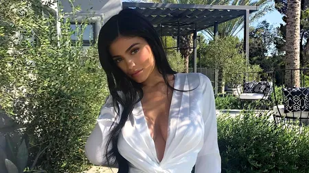 Cum a pierdut Snap Inc. 1,3 miliarde dolari la bursă, după un singur tweet scris de Kylie Jenner: 