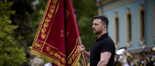 Complot dejucat de serviciile ucrainene. Rușii ar fi plănuit să-l ucidă pe președintele Volodimir Zelenski cu o RACHETĂ
