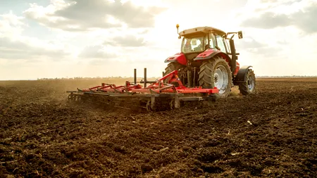 Ministerul Mediului elimină un criteriu important din Programul Rabla pentru TRACTOARE. Ce trebuie să știe fermierii