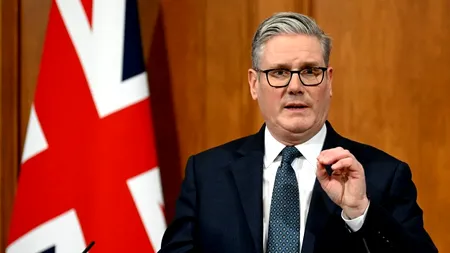 Marea Britanie intensifică lupta împotriva „flotei-fantomă” a Rusiei. Starmer dă undă verde armatei să intercepteze vasele lui Putin