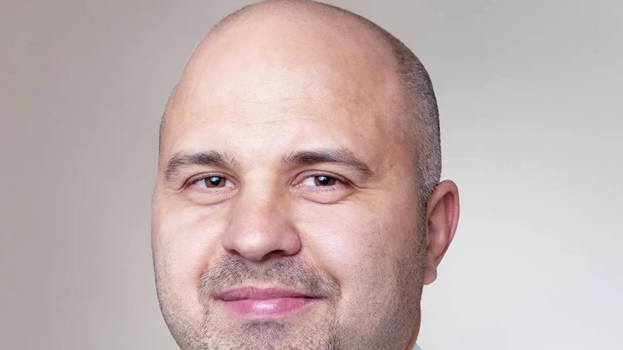 JUSTIȚIE. Deputatul USR Emanuel Ungureanu, audiat ca martor la DNA într-un dosar referitor la achizițiile de materiale de protecție: A căpușat statul român! Materialele trimise în Republica Moldova erau de proastă calitate iar contractul cu statul român nu era finalizat - VIDEO