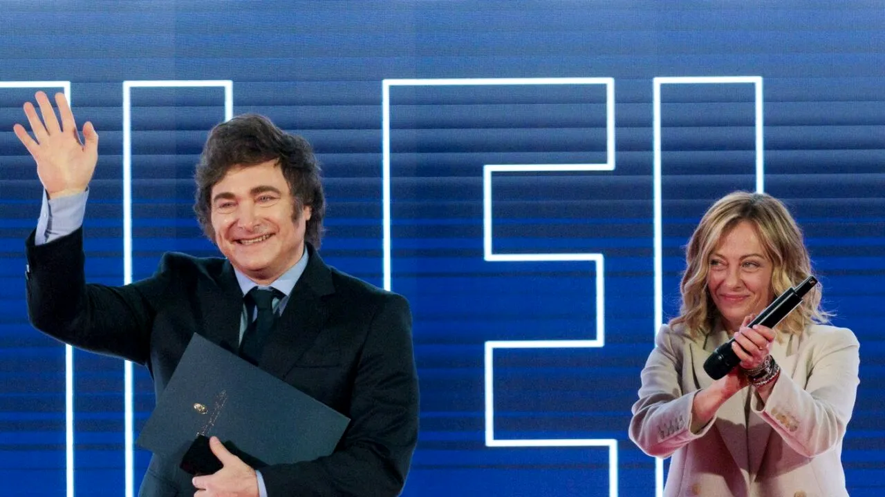 Președintele Argentinei, Javier Milei, a primit CETĂȚENIE italiană în urma vizitei sale din Italia. Decizia a generat o adevărată controversă