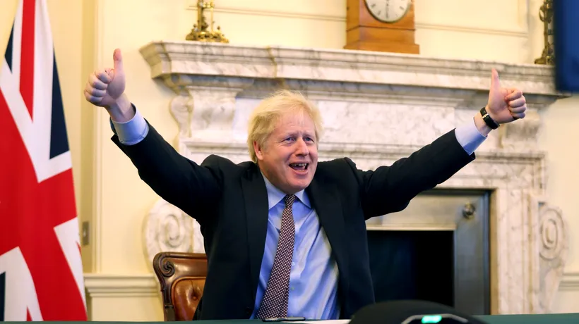 Boris Johnson face pe Moș Crăciun. Ce „cadou” le-a adus britanicilor