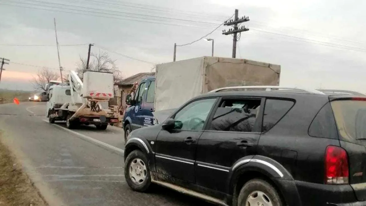 Accident provocat în Olt de un bărbat băut, fără permis: Un tânăr a murit și altul a fost rănit - FOTO