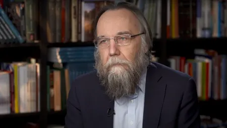 „În România, teroarea continuă să capete proporții tot mai mari”. Aleksandr Dughin condamnă decizia BEC în cazul lui Călin Georgescu