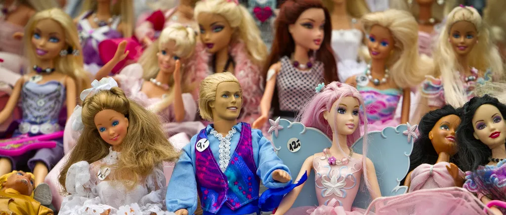 BARBIE, FĂRĂ RIDURI la cei 60 de ani ai săi. Cum s-a schimbat una dintre cele mai POPULARE jucării din lume