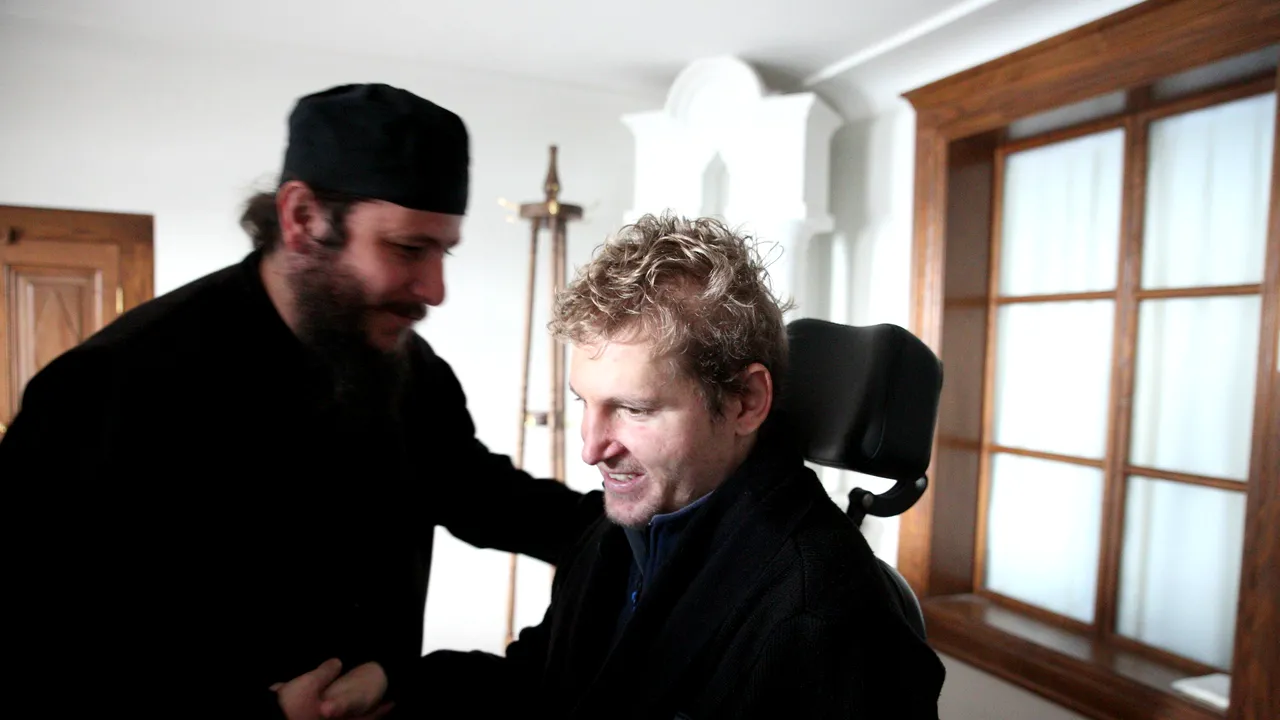 Mihăiță Neșu, trimis de Gigi Becali pe muntele Athos