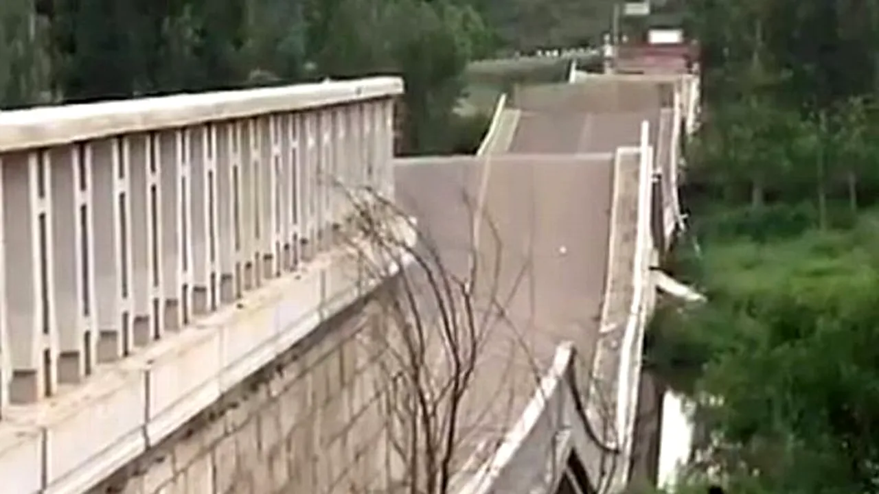 GALERIE FOTO: Cum arată podurile în care chinezii au investit miliarde de dolari