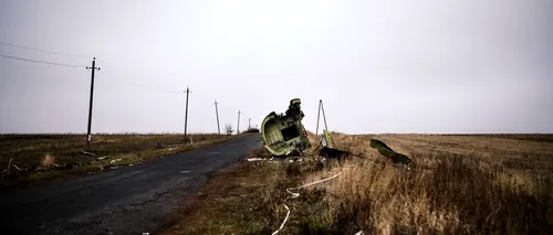 Vladimir Putin acuză forțele ucrainene că bombardează zona unde s-a prăbușit avionul MH17