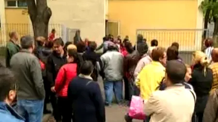 Profesor de sport, acuzat că a fotografiat eleve în toaleta unei școli din București