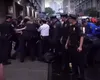 Protestele violente din Los Angeles au ajuns pe Coasta de Est. Manifestație la NEW YORK cu mii de participanți