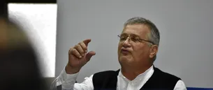 VIDEO | Mircea Dinescu: „Dacă Ceauşescu trăia, la anul ieşea preşedinte cu 90%”