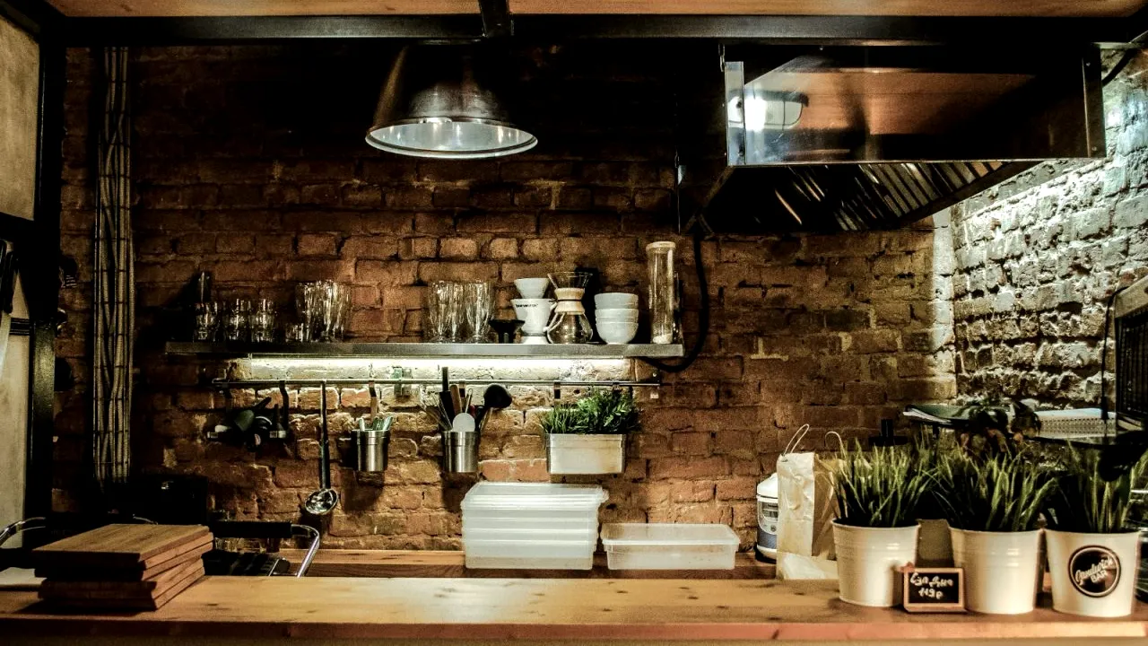 4 sfaturi pentru utilarea unei bucătării mici