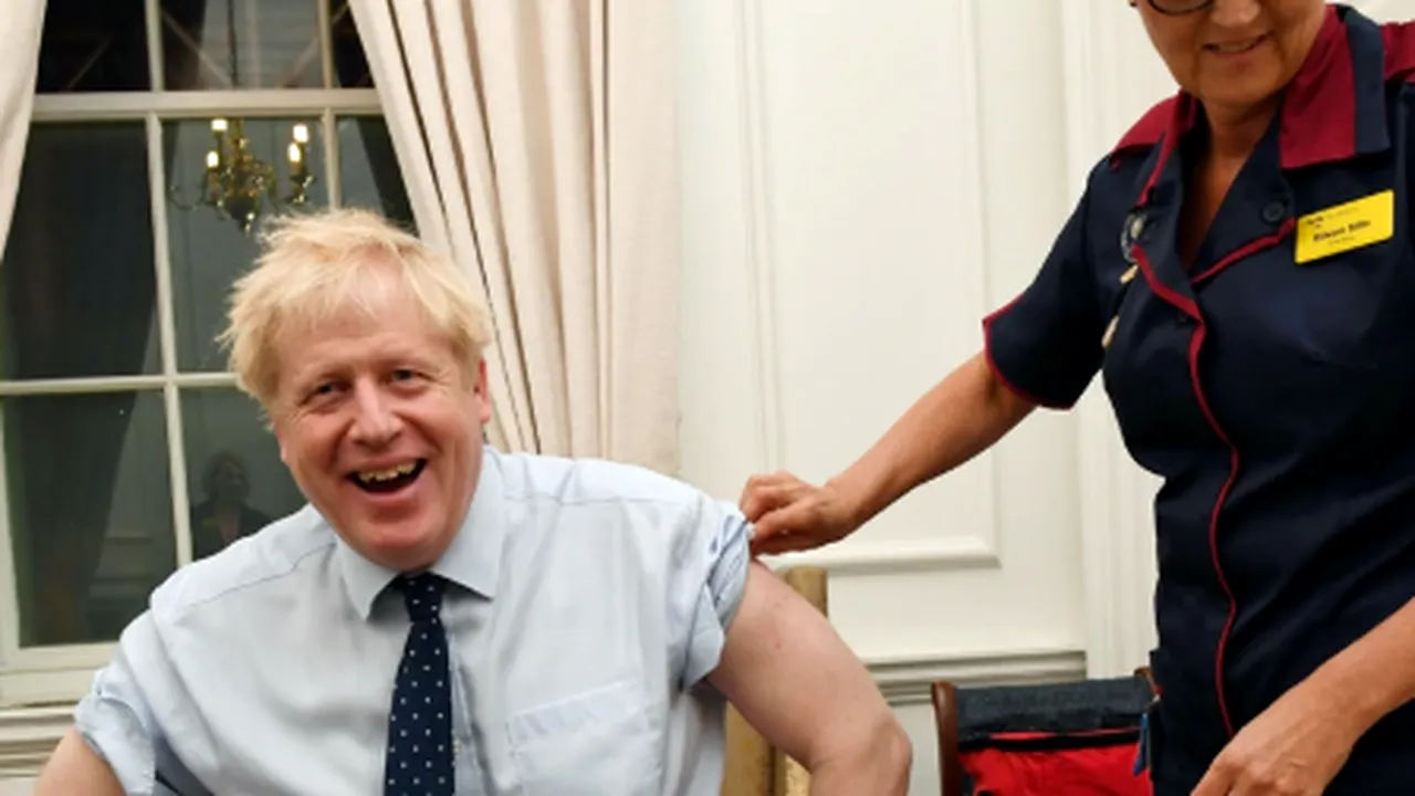 Marea Britanie anunță „cel mai cuprinzător program din istorie împotriva gripei”, prin care își propune să vaccineze 30 de milioane de persoane: ”Dacă sunteți eligibil pentru un vaccin gratuit, vă rog să îl obțineți”