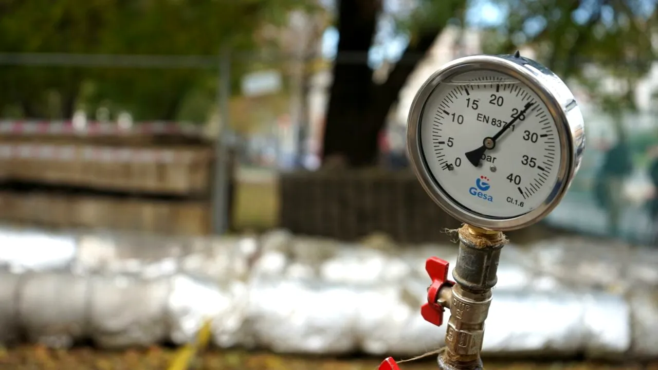 Un cartier din București cu frecvente avarii la TERMOFICARE primește apă caldă printr-o zonă mică de rețea nouă