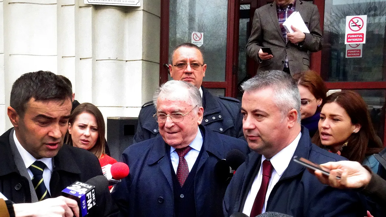 Ion Iliescu, pus oficial sub acuzare în Dosarul Revoluției. Fostul președinte „a oficializat măsuri cu caracter militar, unele cu un evident caracter diversionist