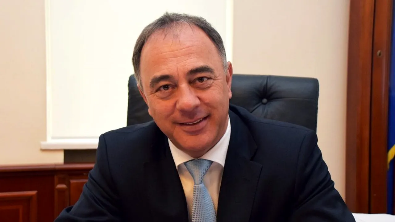 Primarul din Târgu Mureş propune ca şcoala să înceapă după alegeri, pentru dezinfectarea secţiilor de votare: „Această măsură ar fi benefică pentru toată lumea”