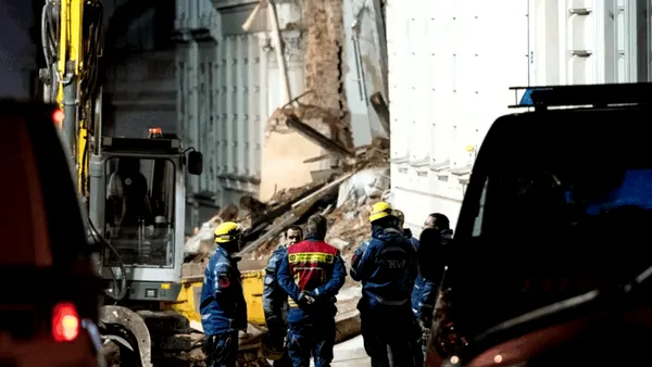 MAE confirmă decesul uneia dintre româncele prinse în ruinele clădirii prăbușite în Göerlitz
