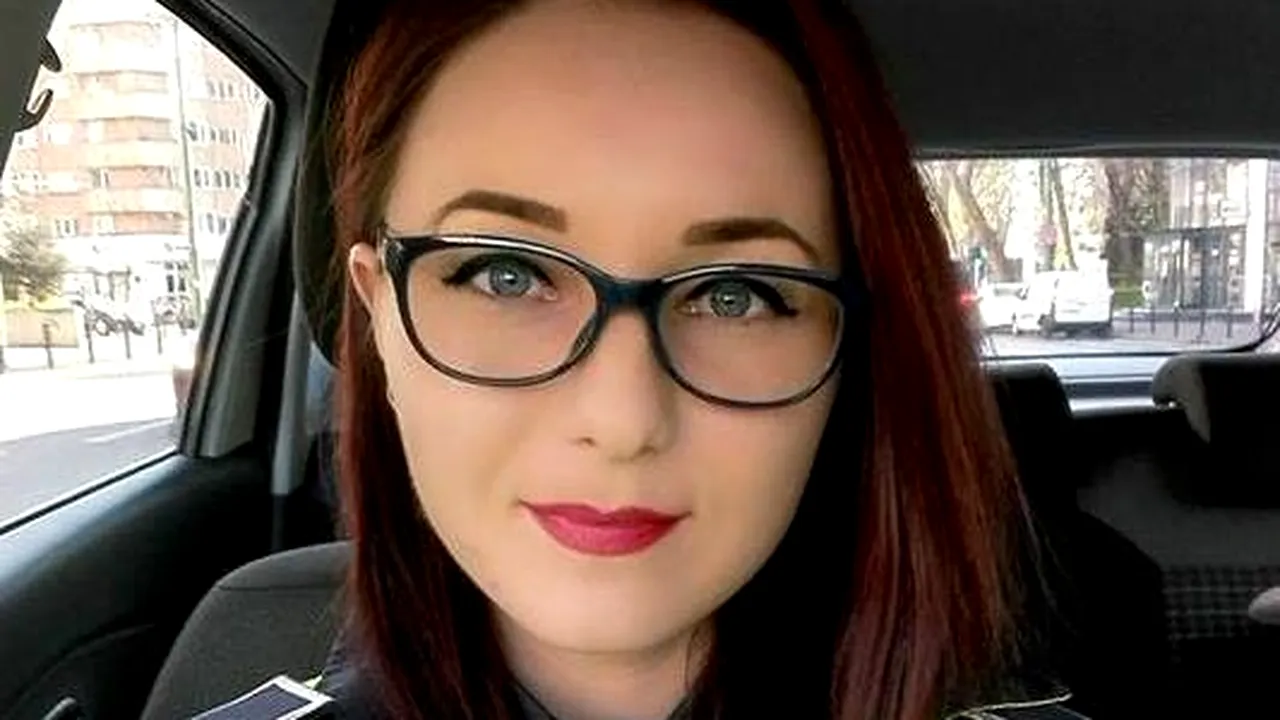 Polițiștii din Iași o cercetează disciplinar pe agenta care s-a plâns de mașinile MAI și care a postat recent o poezie critică la adresa sistemului