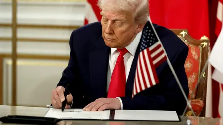 Trump l-a grațiat pe Rudy Giuliani, fostul primar al New York-ului, împreună cu un grup de aliați politic, implicați în „complotul” privind anularea alegerilor din 2020