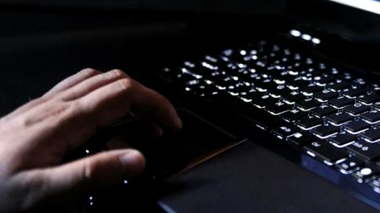 The Intercept: Programul de spionaj Regin, operațional din 2008, ar avea legătură cu guvernele SUA și Marii Britanii