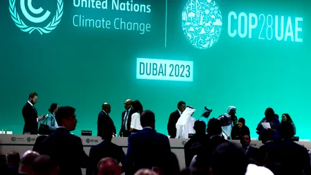 SUMMITUL COP28 | Un expert consideră necesară modificarea ”arhitecturii financiare” mondiale și transferuri de capital spre Sudul Global