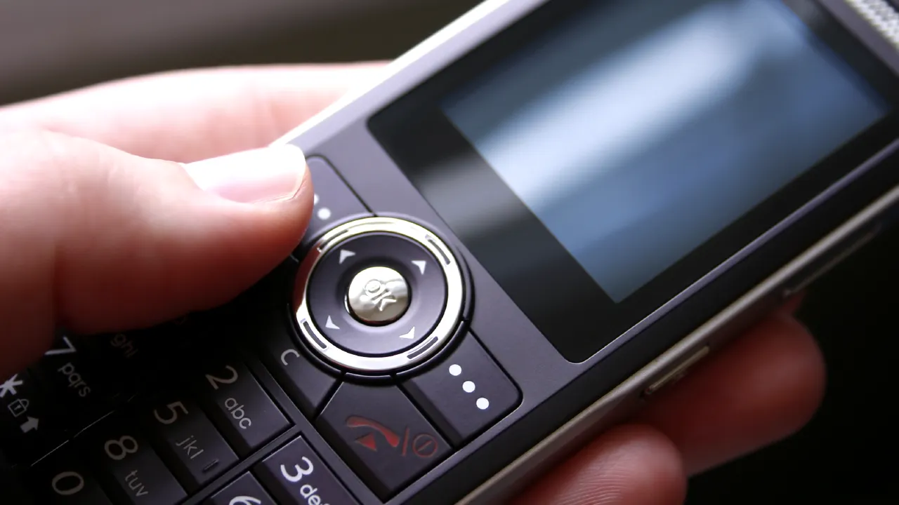 Savanții germani au inventat o nouă metodă de obținere a unui element chimic folosit la fabricarea smartphone-urilor