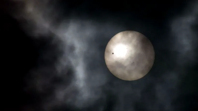 GALERIE FOTO. Venus a trecut prin fața Soarelui. Fenomenul a fost vizibil și în România